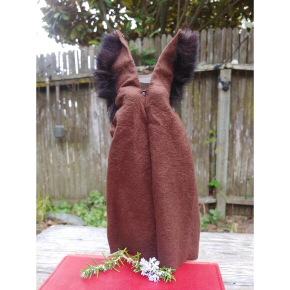 Vintage Carved Wood Wolf Hand Puppet, Collectable German Folk Art - Picture 8 of 10